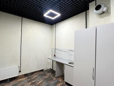 комерційна за адресою Академіка Філатова вул., 2