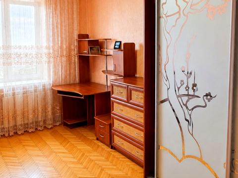 квартира за адресою Ревуцького вул., 4
