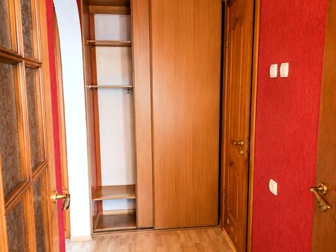 квартира за адресою Ревуцького вул., 4