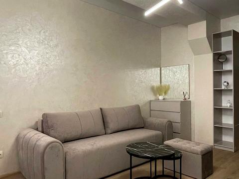 квартира по адресу Парижской Коммуны ул., 4