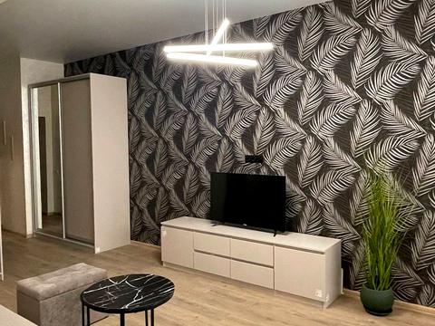 квартира по адресу Парижской Коммуны ул., 4