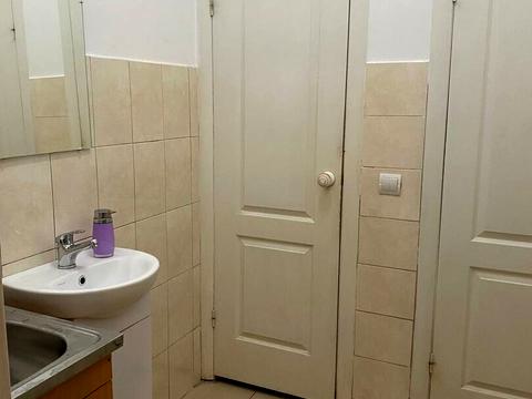 коммерческая по адресу Сахарова 42, 42