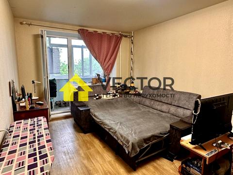 квартира за адресою Боровиковського бульв., 14