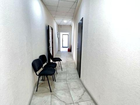 комерційна за адресою Одеса, Академіка Корольова вул., 111