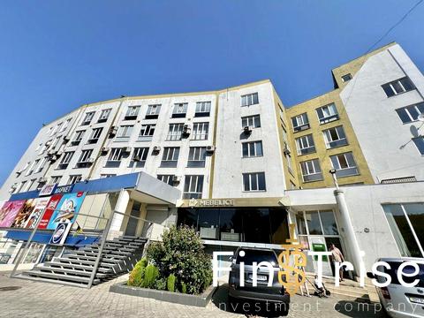 комерційна за адресою Одеса, Академіка Корольова вул., 111