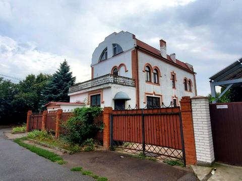будинок за адресою Мира
