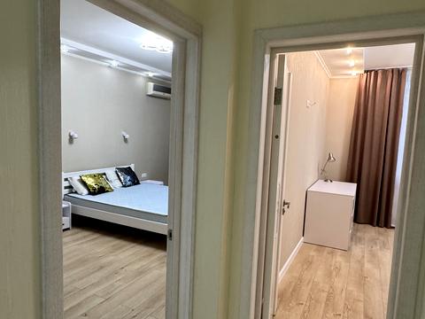 квартира за адресою Анни Ахматової вул., 30