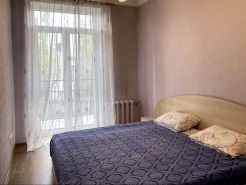 квартира за адресою Дмитра Яворницького просп. (Карла Маркса), 82