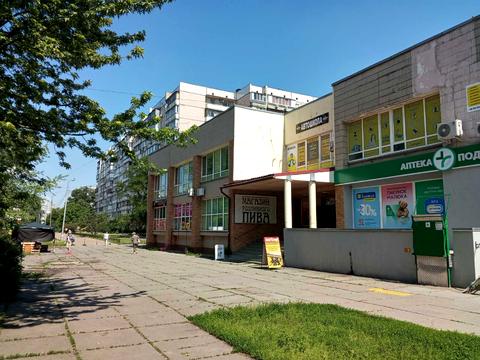 комерційна за адресою Тростянецька вул., 6-г
