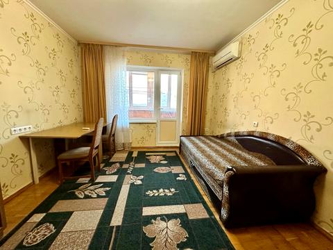квартира по адресу Ревуцкого ул., 44-Б