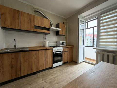 квартира за адресою Джона Ленона вул., 33