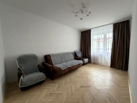 квартира за адресою Джона Ленона вул., 33