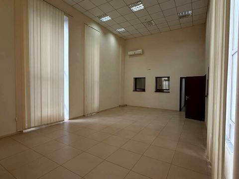 комерційна за адресою Василя Тютюнника вул. (Анрі Барбюса), 13Б