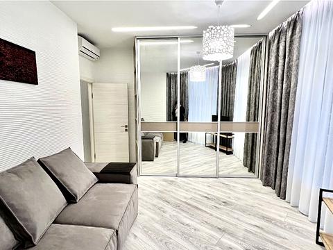 квартира за адресою Італійський бульв., 1-Б
