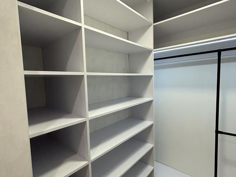 квартира за адресою Причальна вул., 12
