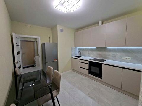 квартира за адресою Жаботинського вул. (Пролетарская улица), (Будинок 1)