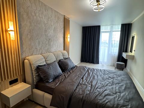 квартира за адресою Злуки просп., 7