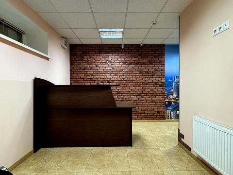 комерційна за адресою Святошинська вул., 35-А