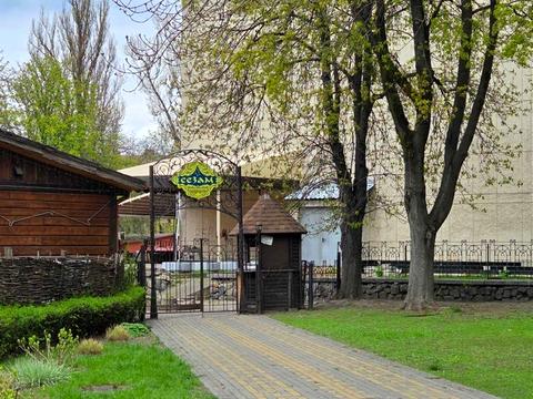 комерційна за адресою Київ, Берестейський просп. (Перемоги), 112