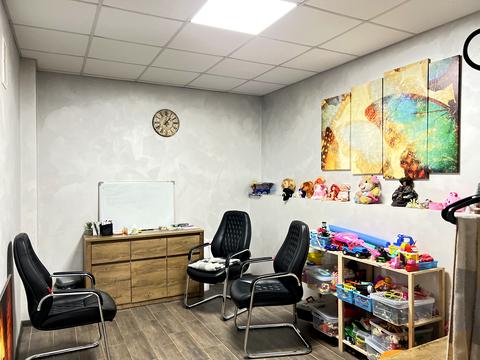 комерційна за адресою Мінеральна вул., 7-К