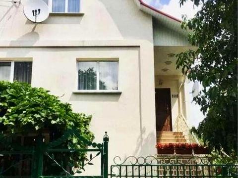 будинок за адресою дачна