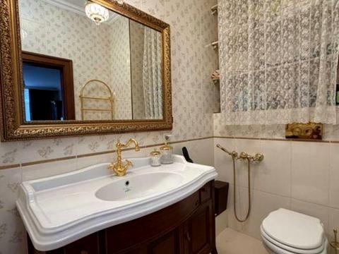 квартира за адресою Андрія Верхогляда вул. (Михайла Драгомирова), 9