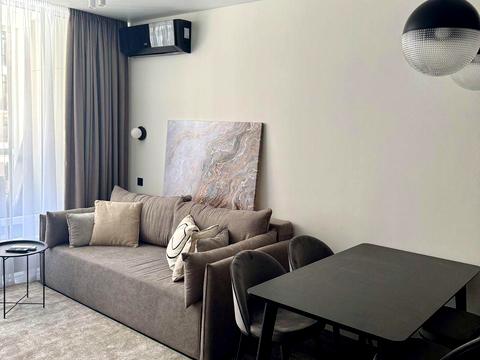 квартира за адресою Генерала Грекова вул., 4