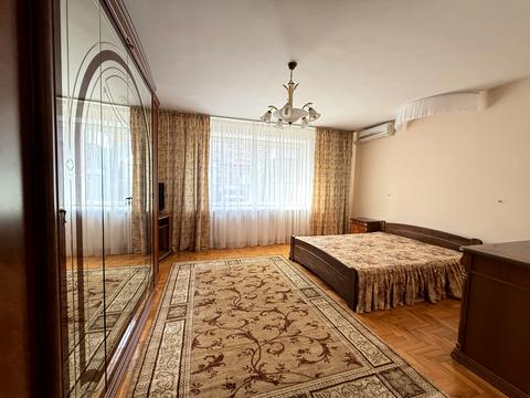 квартира за адресою Олександра Кониського вул., 52-58