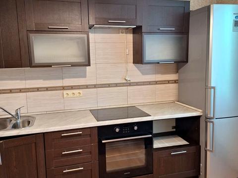 квартира за адресою Милославська вул., 8