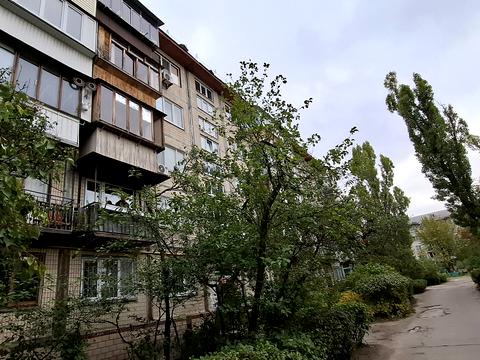 квартира по адресу Строителей ул., 9