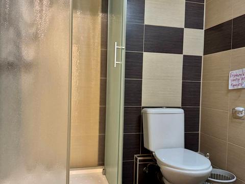 комерційна за адресою Мечникова вул., 10б