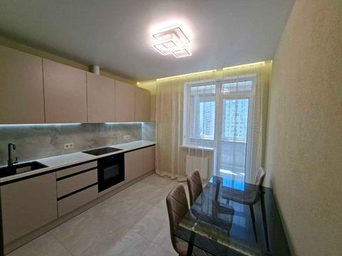 квартира за адресою Жаботинського вул. (Пролетарская улица), 56а