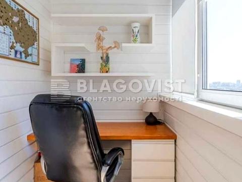 квартира за адресою Київ, Сергія Данченка вул., 5