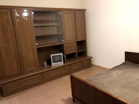 квартира по адресу Ревуцкого ул., 18