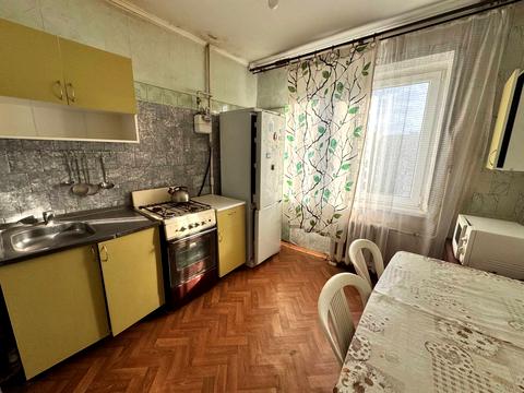 квартира за адресою Дніпро, Героїв просп., 21