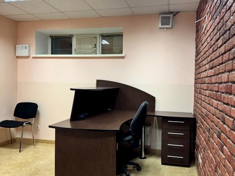 комерційна за адресою Святошинська вул., 35-А