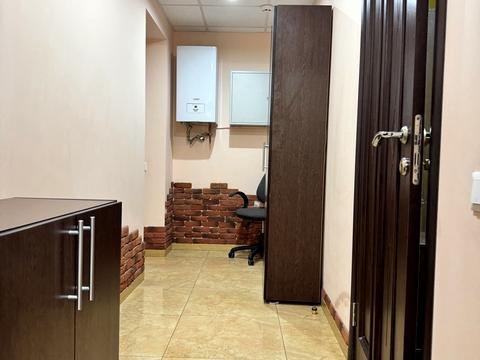 комерційна за адресою Святошинська вул., 35-А