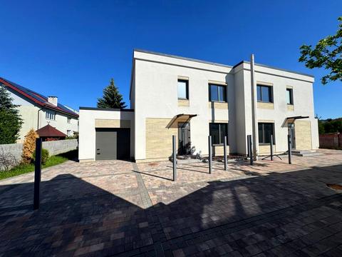 будинок за адресою с. Угринів, Лесі Українки, 30