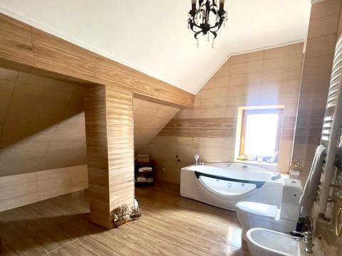 дом по адресу 12-та Ентузіастів, 18