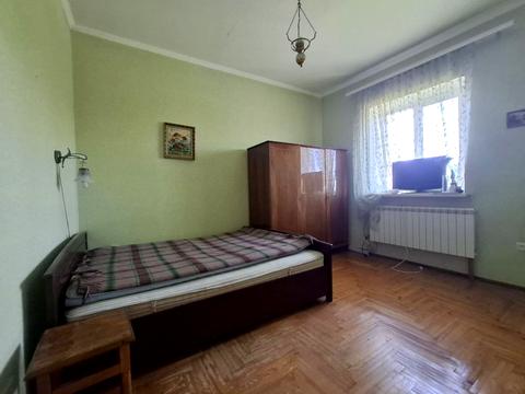 будинок за адресою с. Погреби, Синьоозерна