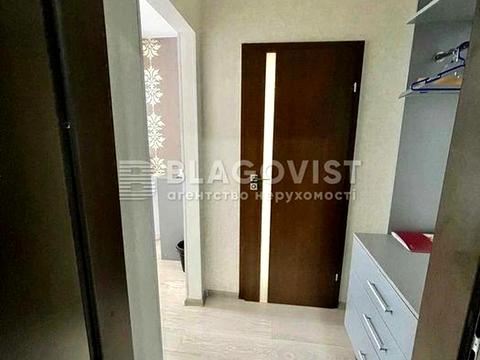квартира за адресою Київ, Драгоманова вул., 2-А