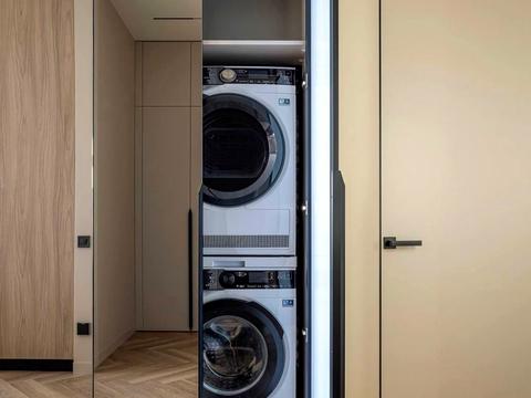 квартира по адресу Салютная ул., (Будинок 02301-02303)