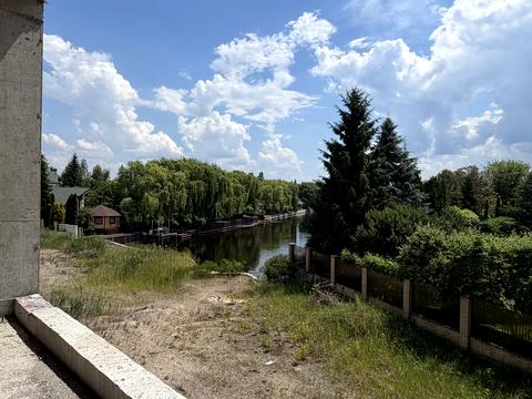 участок по адресу пгт. Козин,