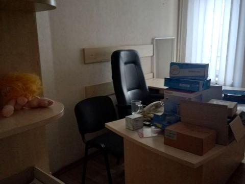 комерційна за адресою Запоріжжя, Моторобудівників просп., 28