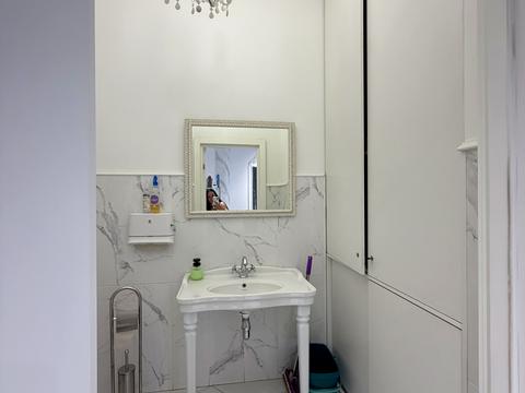 комерційна за адресою Федора Ернста вул., 16