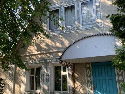 дом по адресу Центральна