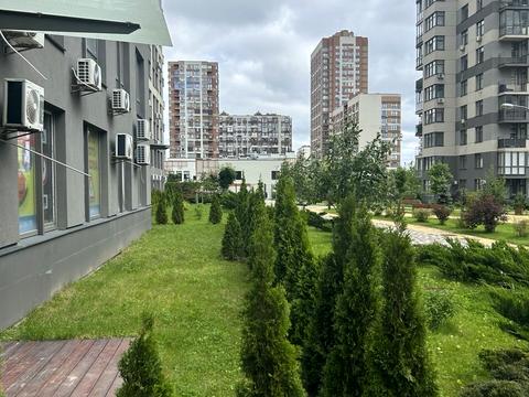 квартира по адресу Олександра Олеся ул., 4-А