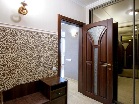 квартира за адресою Дніпровська набережна вул., 19-А
