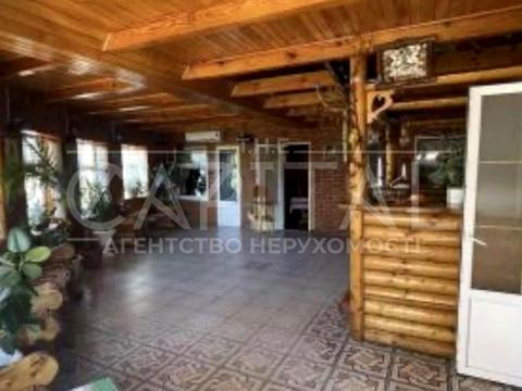 комерційна за адресою Тетіїв, Київська вул., 2д