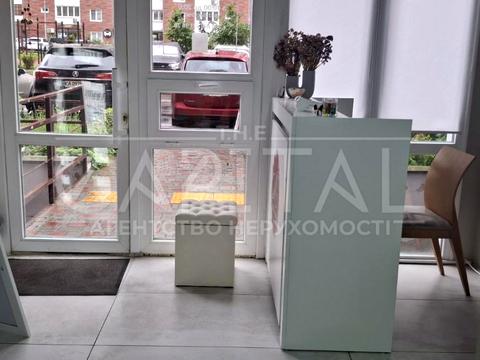 комерційна за адресою Київ, Балтійський пров., 5